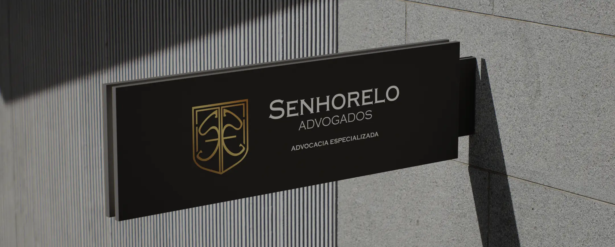 Placa Senhorelo Advogados - Advocacia Especializada